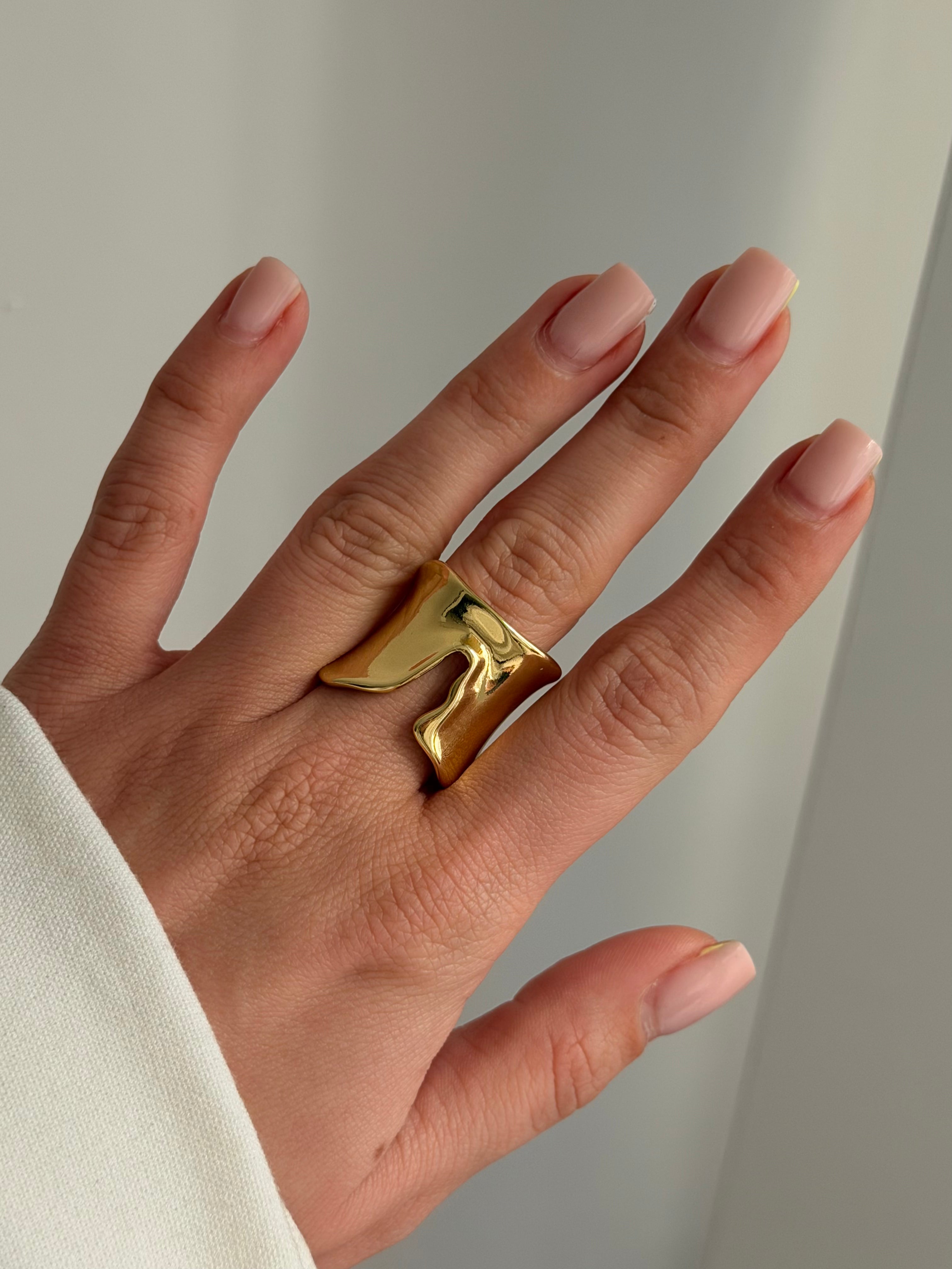 Gümüş ve Gold Renk Geometrik Asimetrik Dalga Model Kalın Ayarlanabilir Kadın Yüzük
