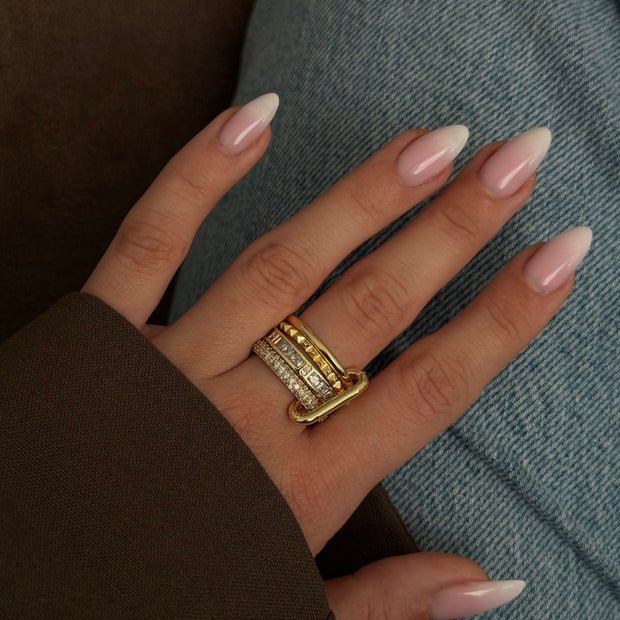 Mix Sıralı Kilit Detaylı Zirkon Taşlı Yüzük