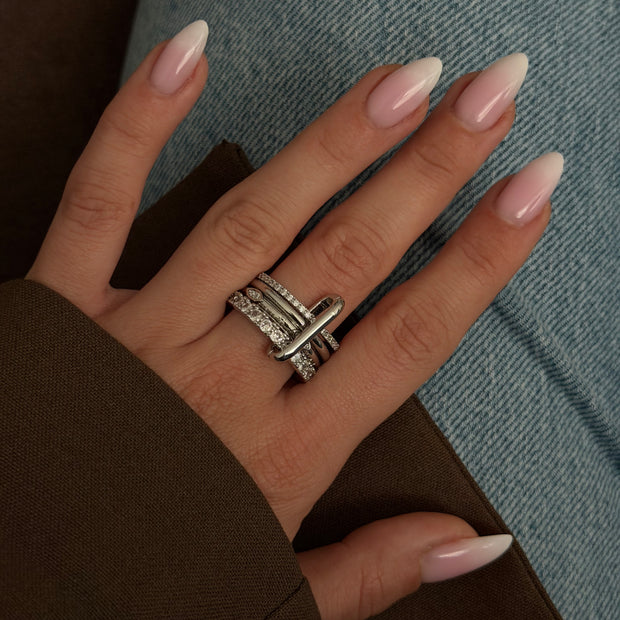 Mix Sıralı Kilit Detaylı Zirkon Taşlı Yüzük