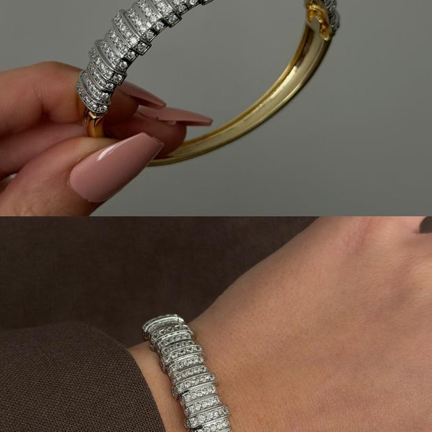 Tam Tur Zirkon Taşlı Basamak Tasarım Gümüş Renk Lüks Kelepçe Bilezik