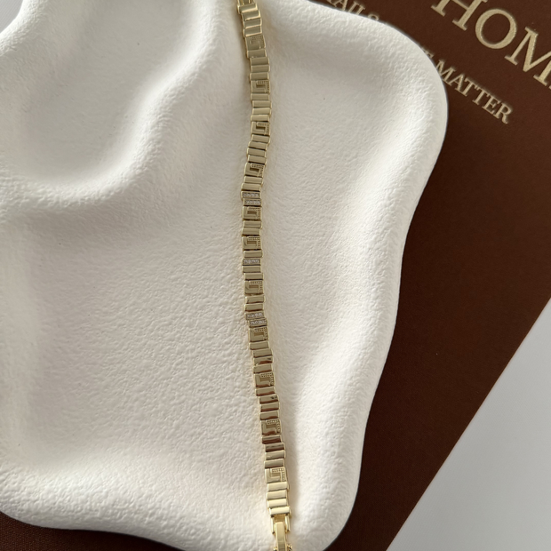 Geometrik Taşlı Gold 14K Bileklik