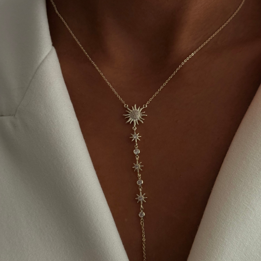 Zirkon Taşlı Güneş ve Yıldız Figürlü Gold Sallantılı Y Kolye