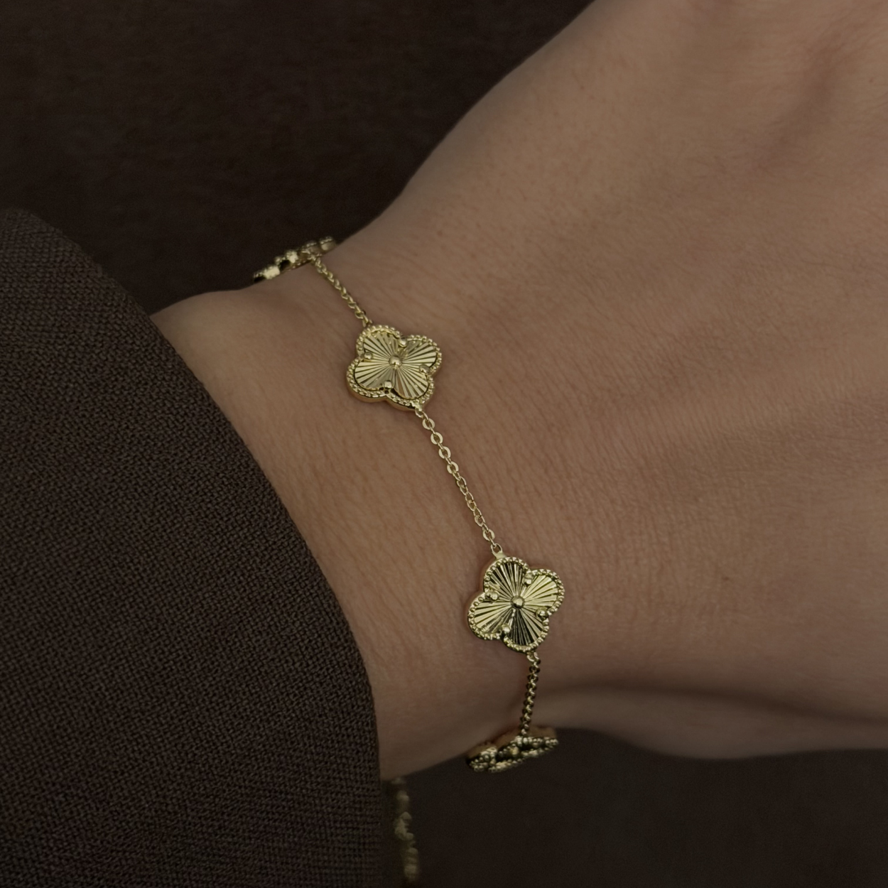 Van Cleef Model Oniks Taşlı 14K Kaplama Çoklu Yonca Bileklik