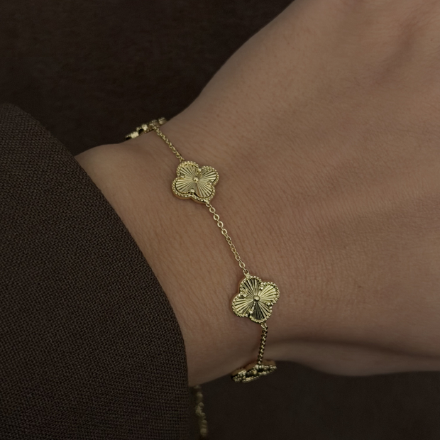 Van Cleef Model Oniks Taşlı 14K Kaplama Çoklu Yonca Bileklik
