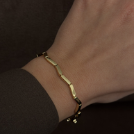 Minimalist Geometrik Çubuk Baklalı Gold Renk Kadın Bileklik