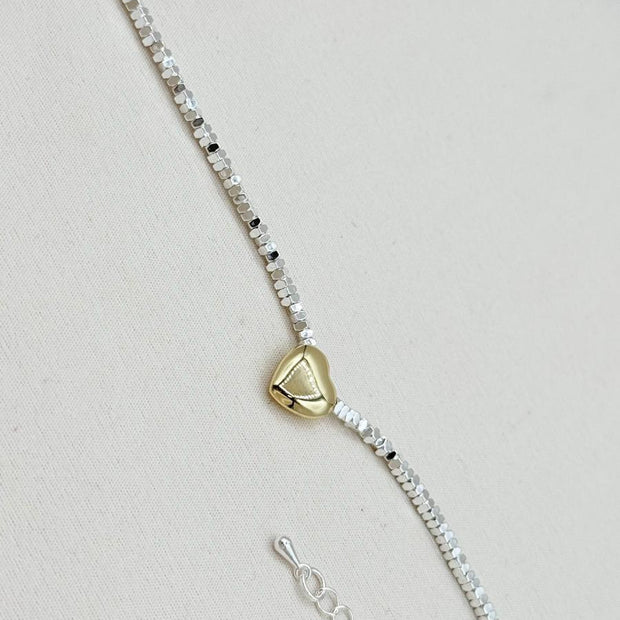 Minimalist Kalp Detaylı Bileklik