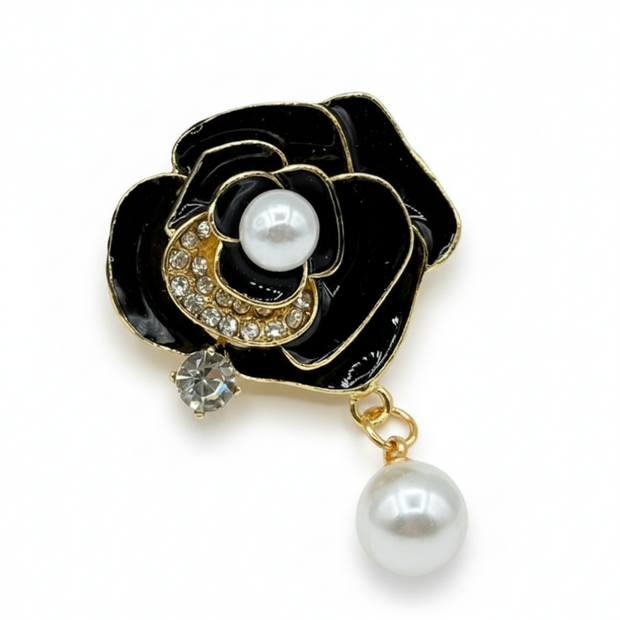 Siyah Camellia Çiçekli ve İnci Sallantılı Broş - Gold Detaylı Lüks Marka Stil Yaka İğnesi