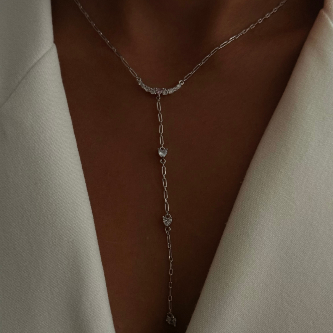 Işıltılı Zirkon Taş Detaylı Sallantılı Minimalist Zincir Kolye Silver