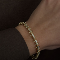 Minimal T-Bar Tasarım Taşlı Zarif 14K Bileklik