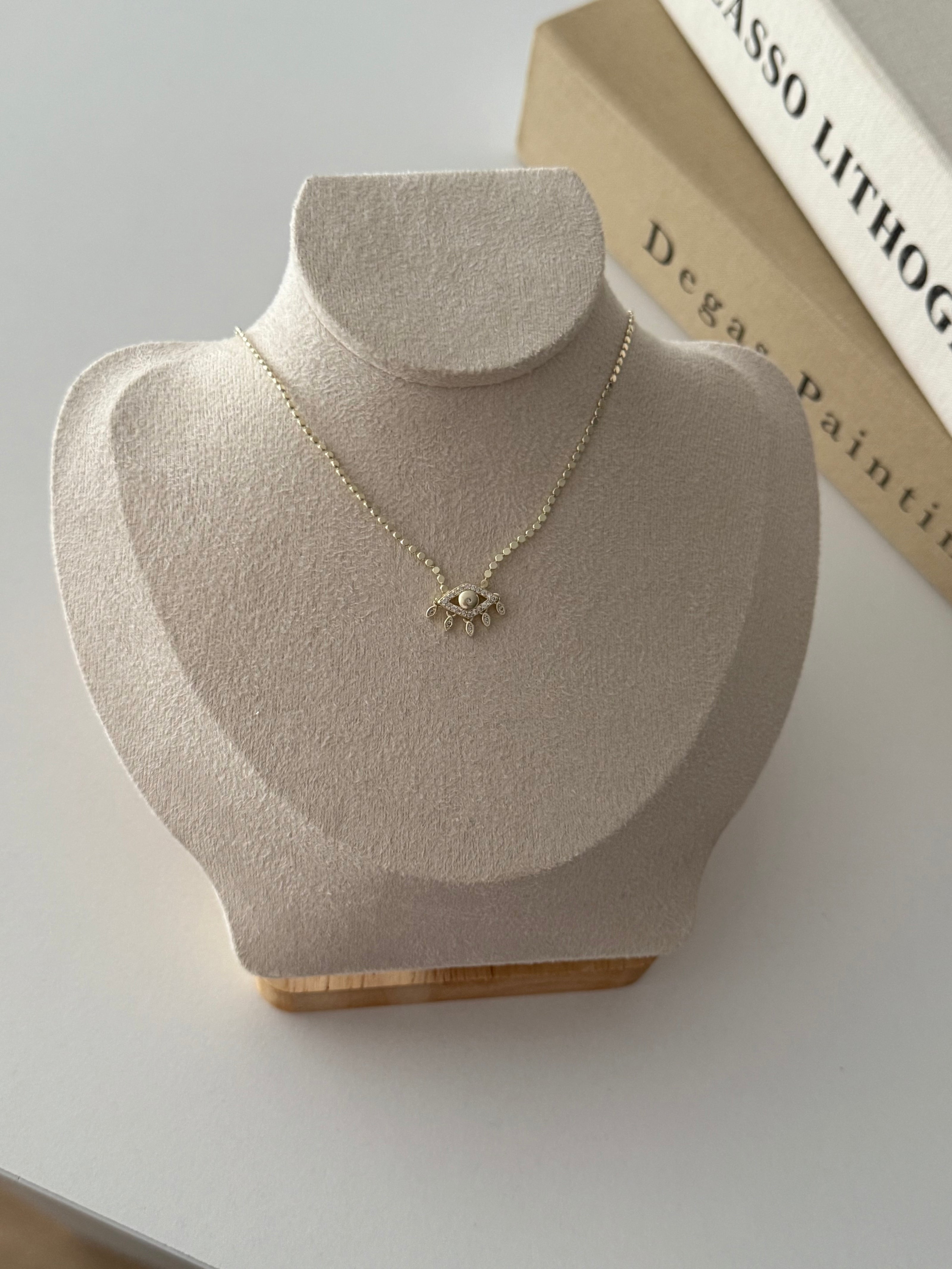 Ezme Zincirli Nazar Göz Figürlü Minimalist Gold Kolye