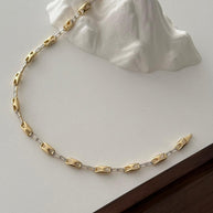 Baget Taş Detaylı Modern Geçmeli Zincir Kolye - Gold & Gümüş Renk