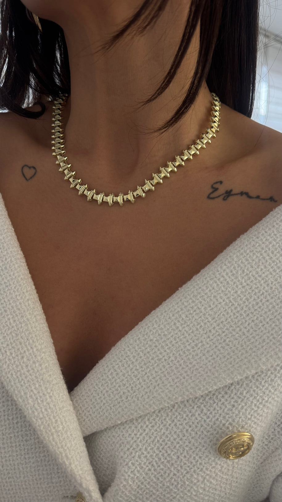 Piramit Çivili Modern Tasarım Choker Kolye