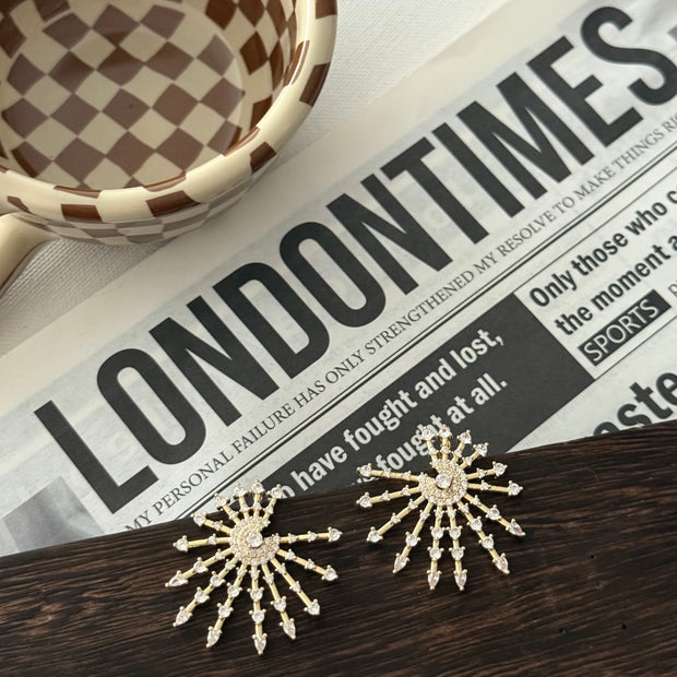 Altın Kaplama Zirkon Taşlı Güneş Patlaması Reis Tasarım Küpe